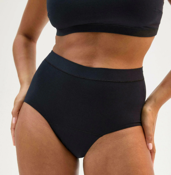 Female Engineering WITH MEDIUM ABSORBENCY – HIGH WAIST - Menstruatie-ondergoed - black